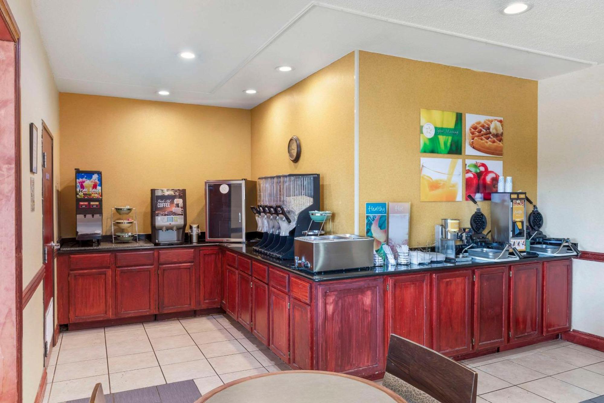 Quality Inn & Suites Wichita Falls I-44 Eksteriør billede