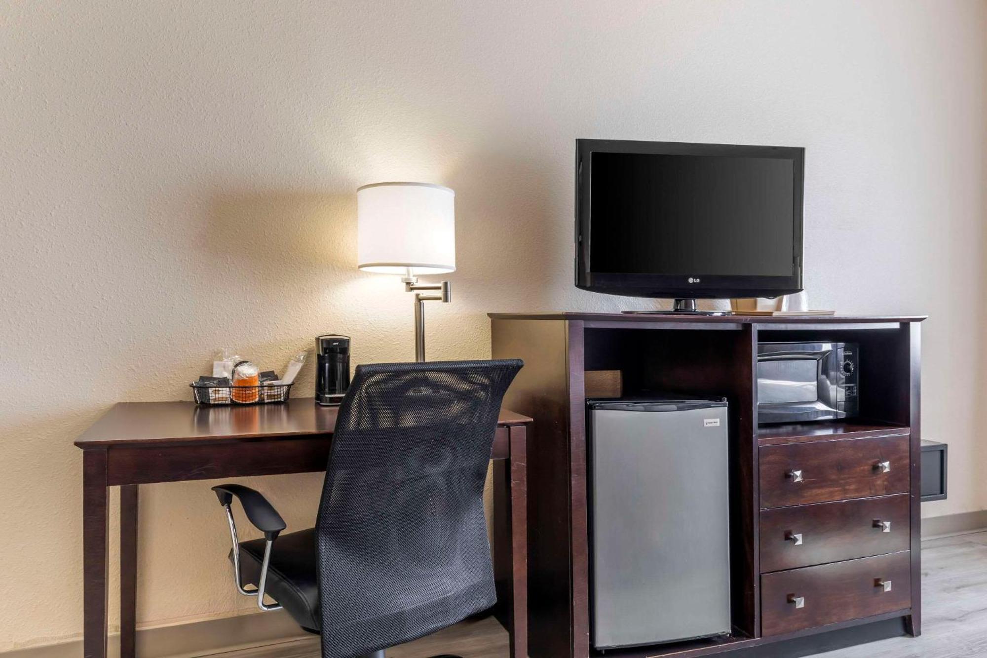 Quality Inn & Suites Wichita Falls I-44 Eksteriør billede